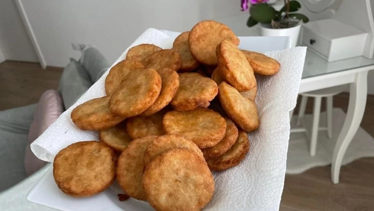 Gluténmentes mini burgonyás lángos